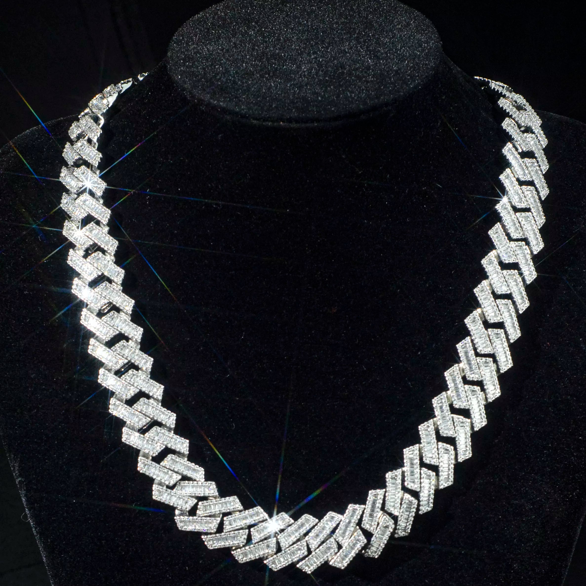 18MM VVS Diamond Baguette Cuban Link