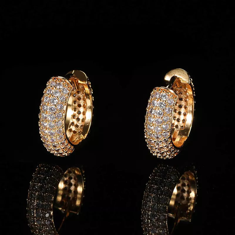 18k Gold Diamond Hoop Round Earrings